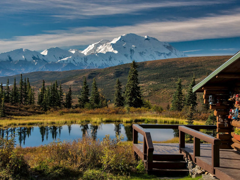 Alaska Train Trips |Denali Backcountry Lodge Explorer